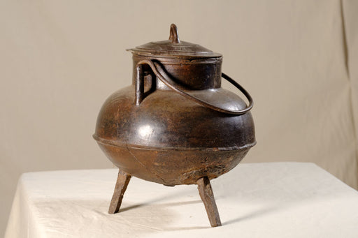 Antique Cast Iron Cooking Pot
