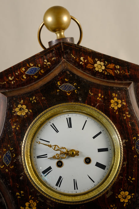 Oeil de Boeuf Wall Clock