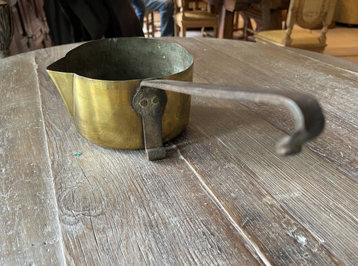 Small Dutch pot #1013 and antique item.